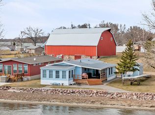 6467 Hares Ln, Wentworth, SD 57075