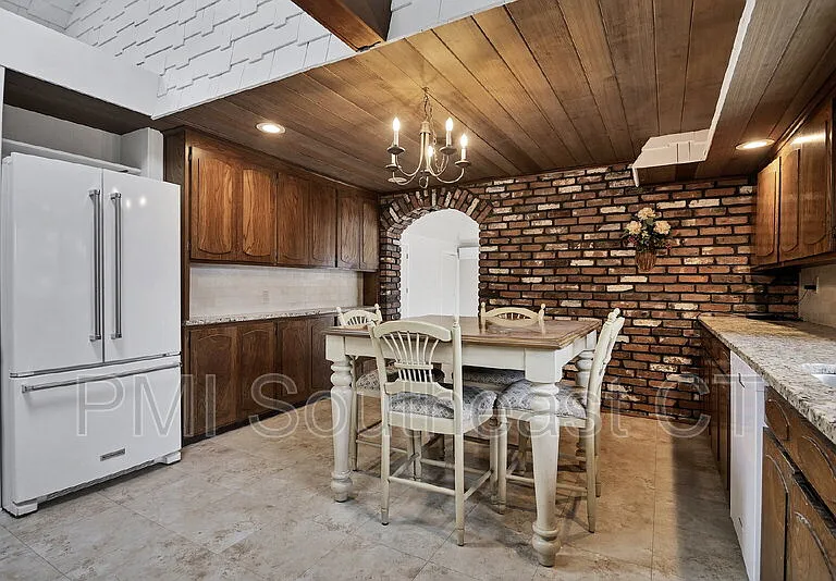 51 Lake Ave — Photo 12