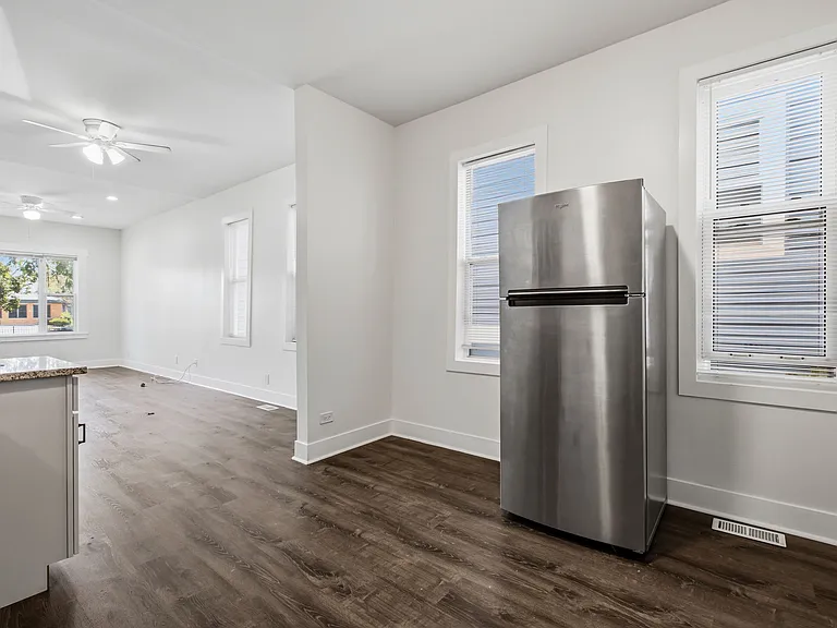 1806 N Richmond St #1F — Photo 10