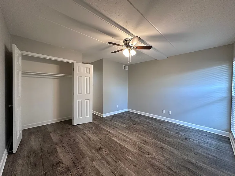 The Hammond Apartments — Photo 156