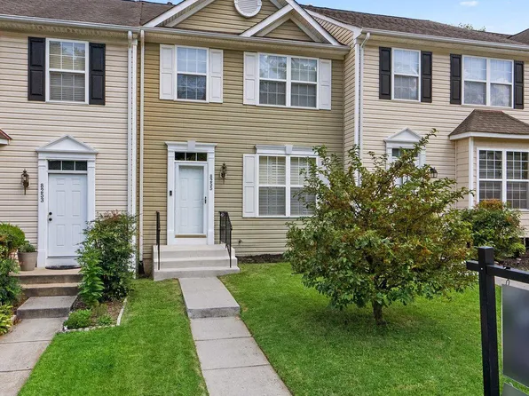 8255 Appalachian Dr, Pasadena, MD 21122