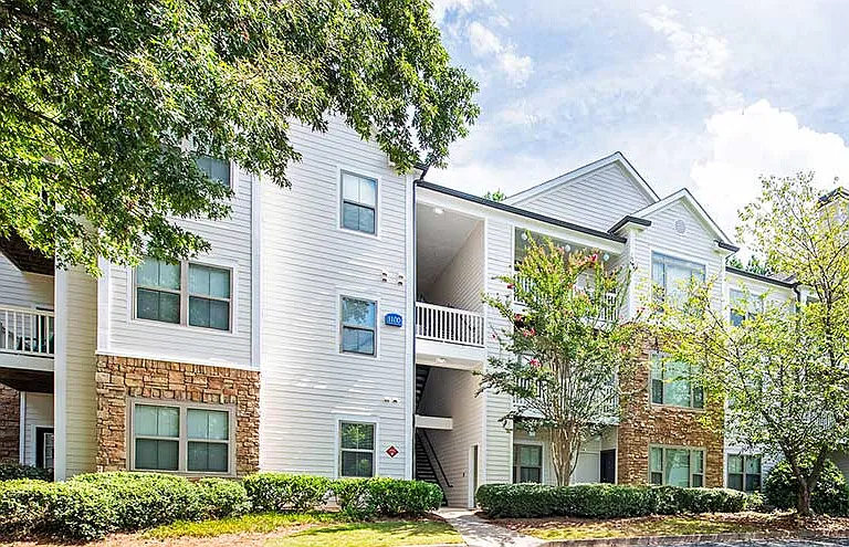 Park at Towne Lake Apartments — Photo 23