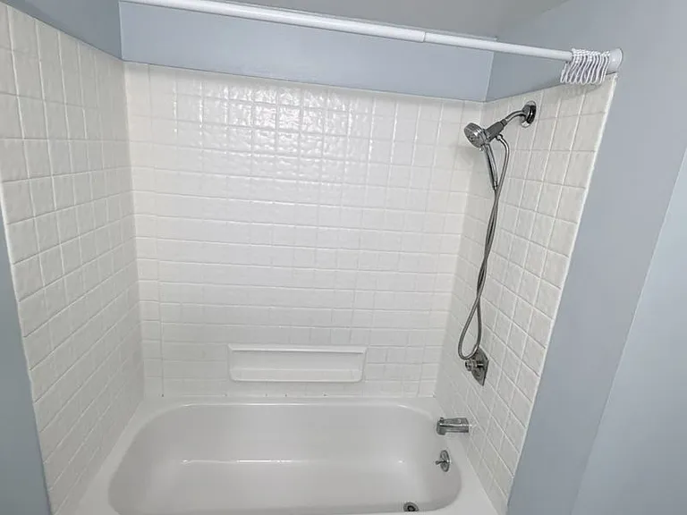 6388 Doral Dr SE — Photo 12