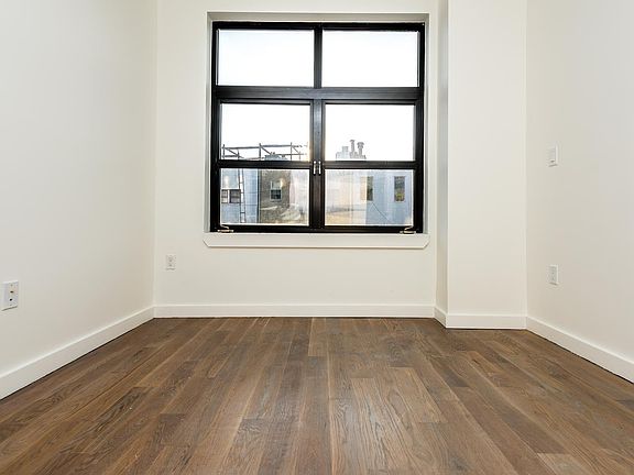 5th image of 555 Graham Ave APT 4A