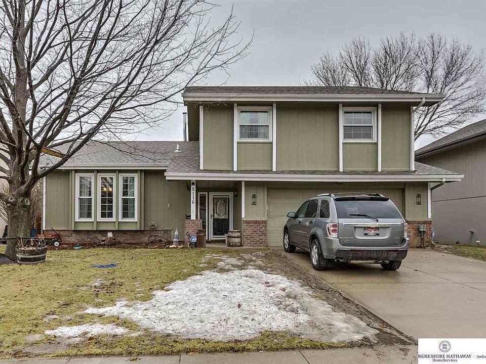 1st image of 5116 S 162nd Ave