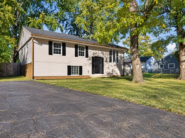 1412 Gleneagles Dr, Kokomo, IN 46902