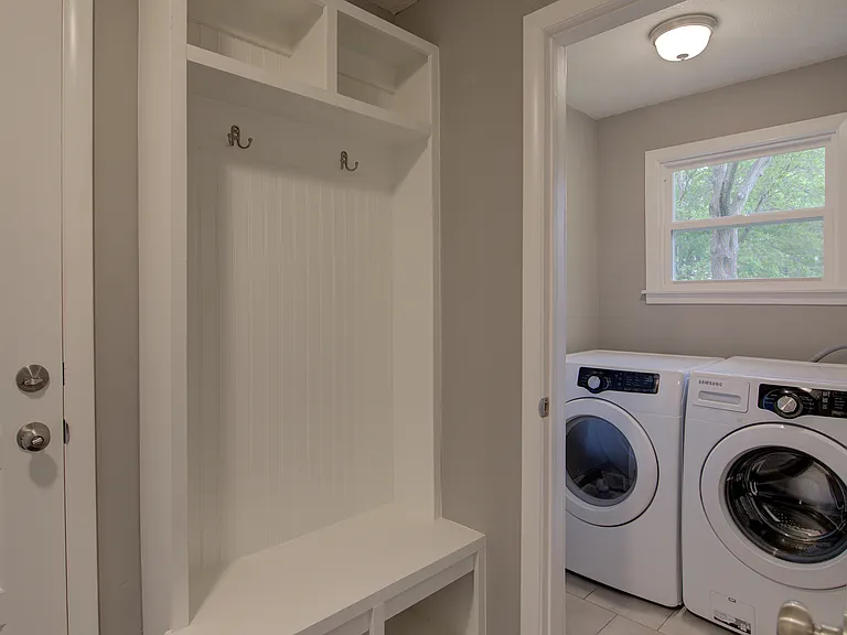 4413 N Grand Ave — Photo 11