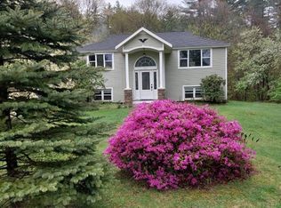 511 Michael Sears Rd, Belchertown, MA 01007