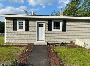 132 Moose Club Park Rd, Goffstown, NH 03045