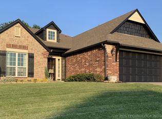 2843 N Lions Dr, Broken Arrow, OK 74012