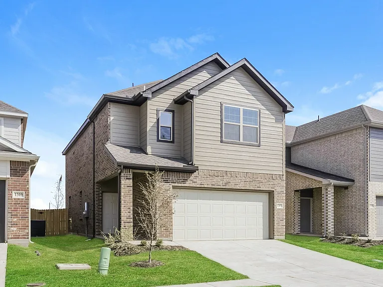 1307 Jonah Ln — Photo 3