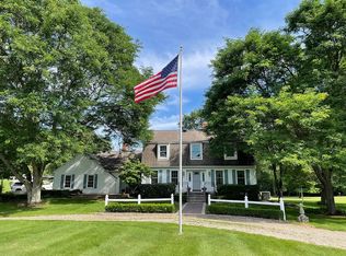 1080 Gray Haven Ln, Brighton, MI