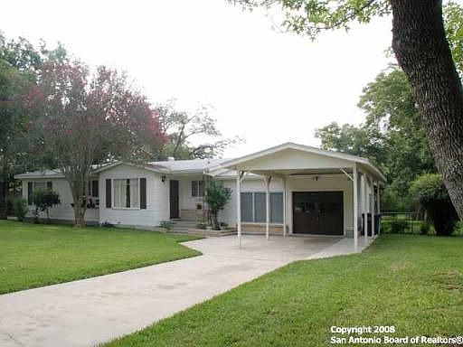 1st image of 338 Glenoak Dr