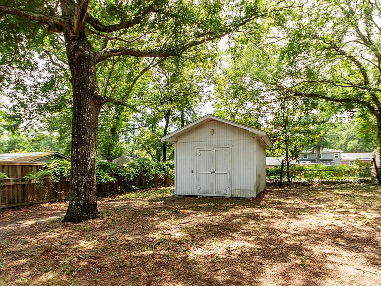 453 Wade Hampton Dr — Photo 40