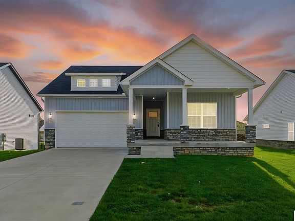 3rd image of 505 Winding Creek Ct