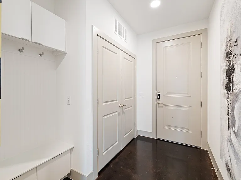 Model Mud Room