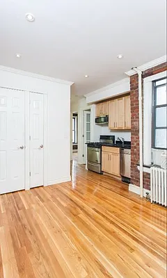 Rented by REAL New York | media 3