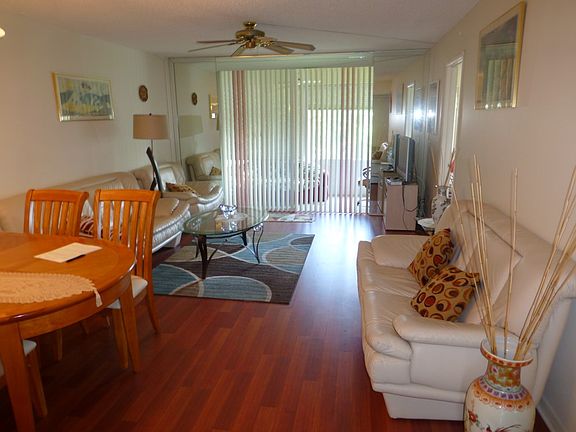 4th image of 9660 Sunrise Lakes Blvd APT 210