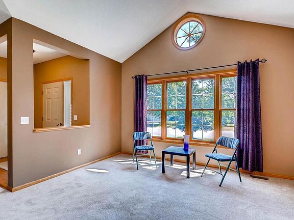 3rd image of 2176 Parkview Ln
