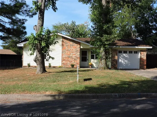 8930 Fresno St, Fort Smith, AR 72903