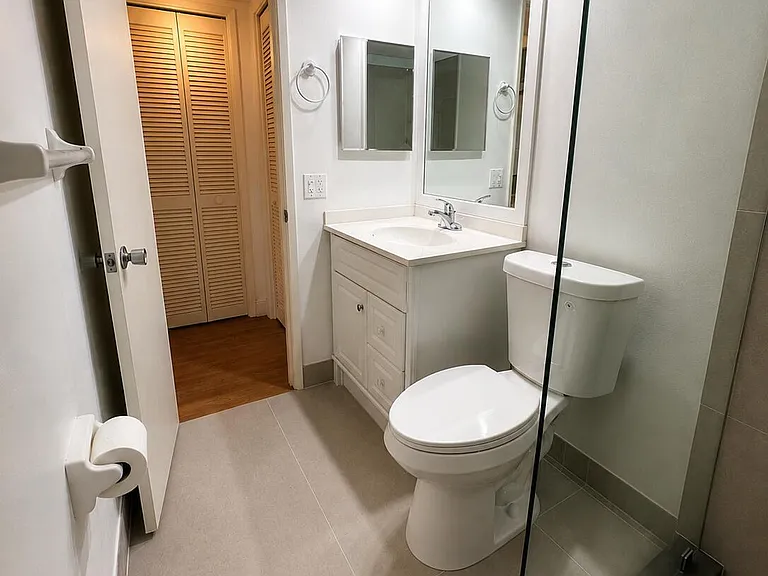 4200 Oaks Ter #104 — Photo 8