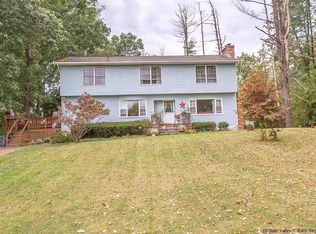 114 Hilltop Rd, Saugerties, NY 12477
