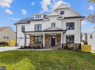4524 Fairfield Dr, Bethesda, MD 20814