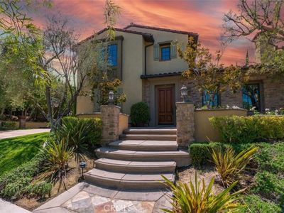 37 Blue Smt, Irvine, CA, 92603