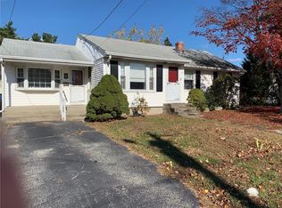 25 Stevens St, North Providence, RI 02911