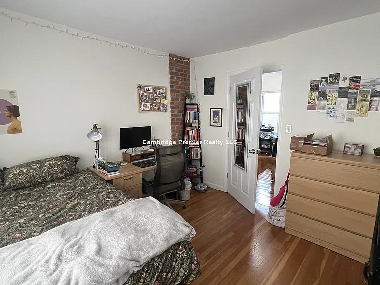 52 Raymond Ave #2 — Photo 22