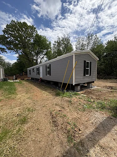 201 Addison St Photo 1