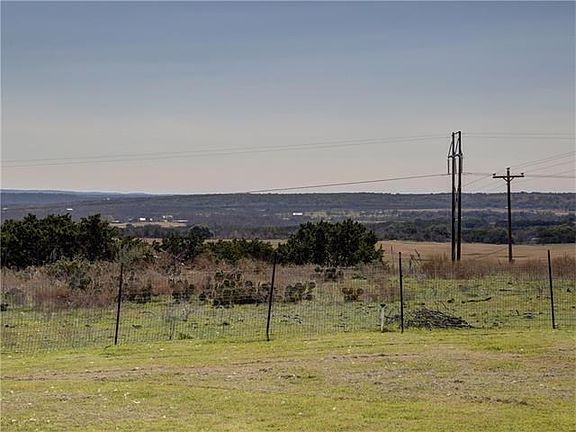 5th image of 637 County Road 342c