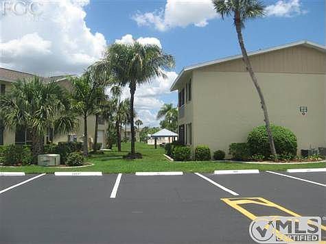 Parking area, pool and Gazebo view.