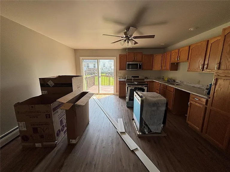 127 S Pine St — Photo 5