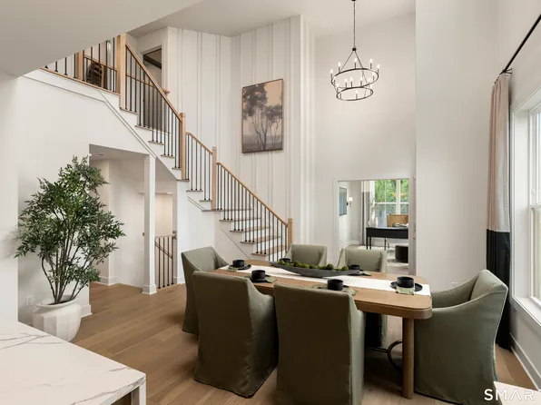 6 Elmwood Court Homesite #18, Brookfield, CT 06804