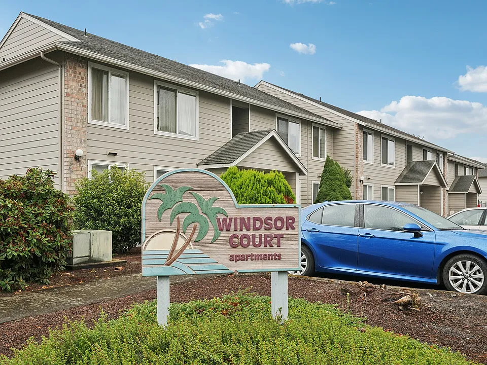 Windsor Court Apartments