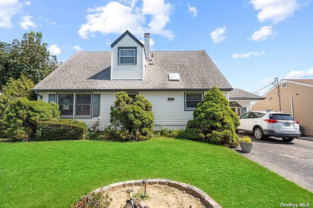 49 East Avenue, Glen Cove, NY 11542 Zillow