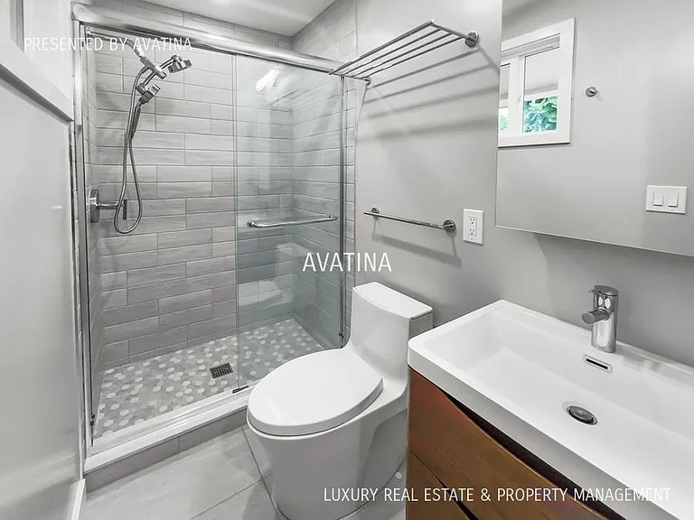 244 Kapili St — Photo 8