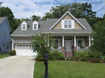 1st image of 114 Blackwater Dr