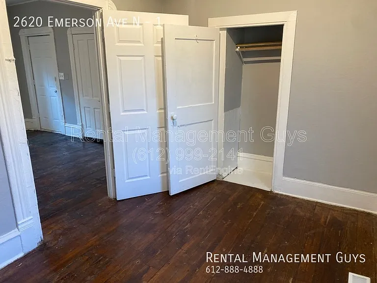 2620 Emerson Ave N #1 — Photo 13