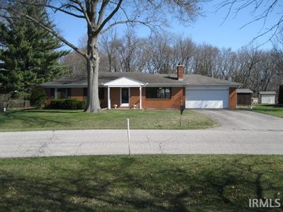 19089 Strawberry Hill Rd, South Bend, IN, 46614