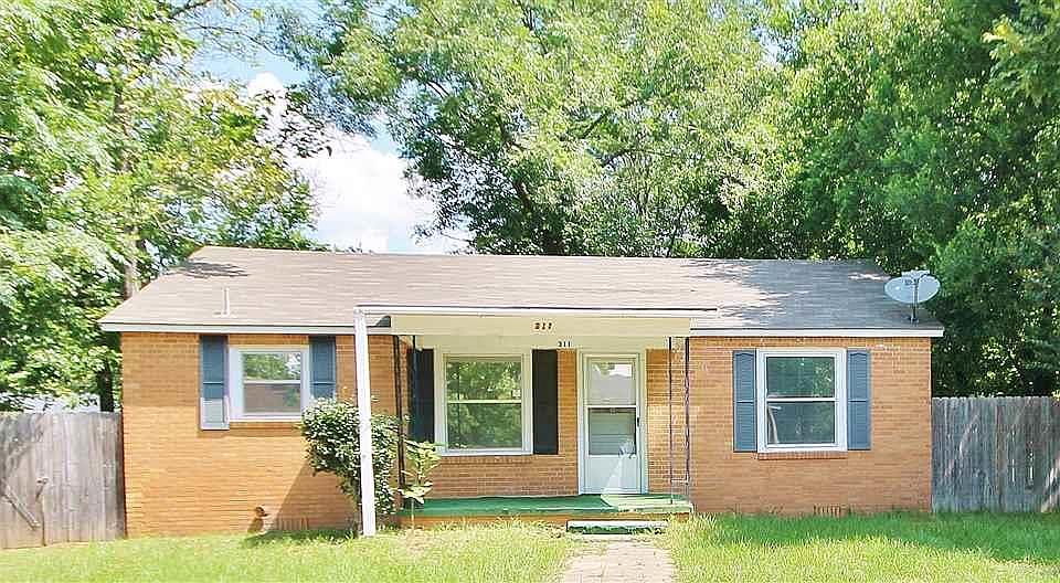 1st image of 311 Braziel St