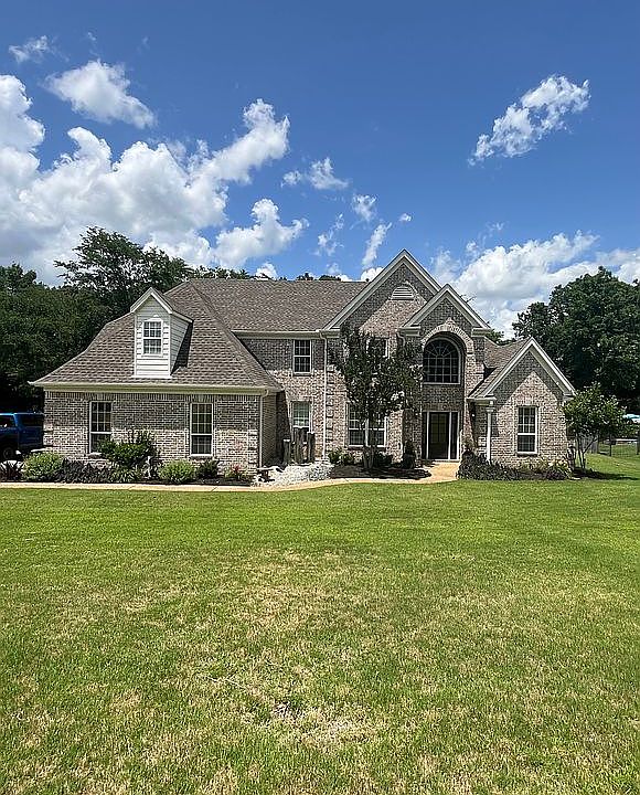 1st image of 2692 Dickens Place Dr