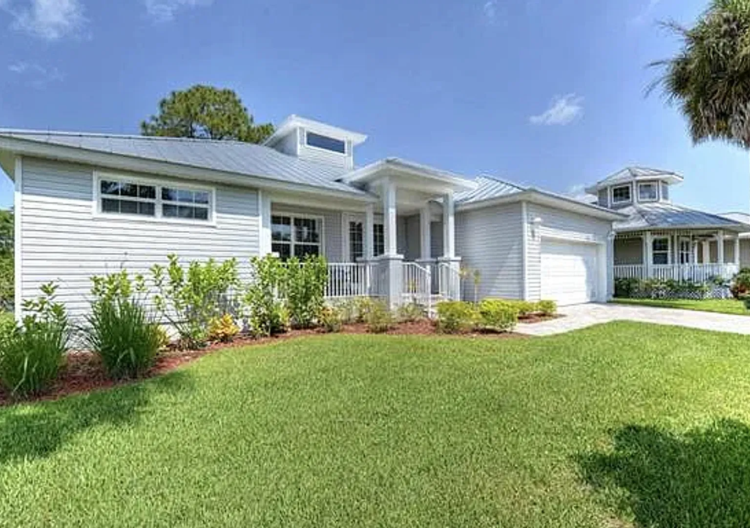 **Unfurnished 3/2 Single Family Annual In Paradise Village On The Imperial River**Gulf Access & P... — Photo 2