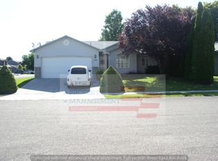 746 N Shady Grove Way, Kuna, ID 83634