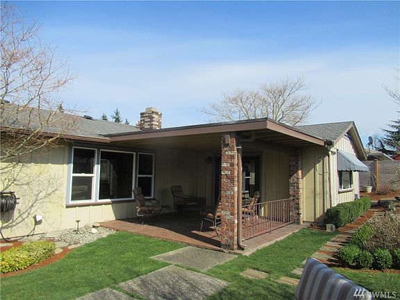 2nd image of 4718 41st St NE