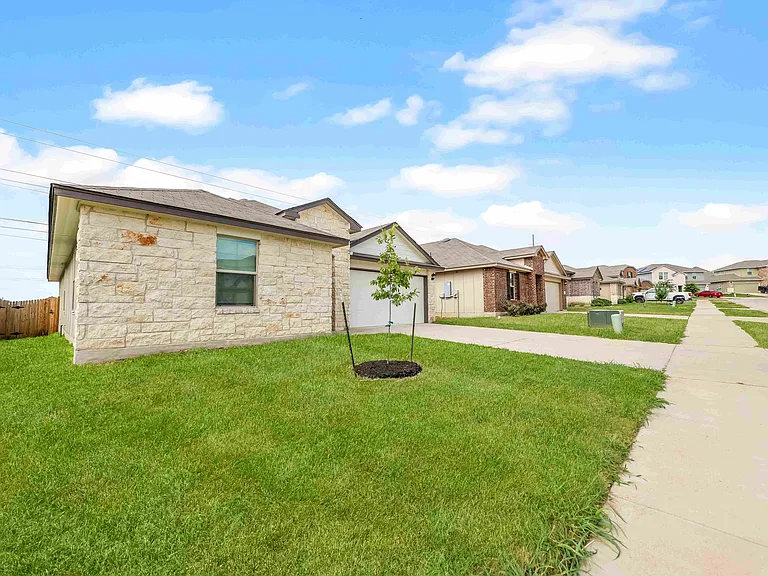 3610 Tanchico Dr — Photo 3
