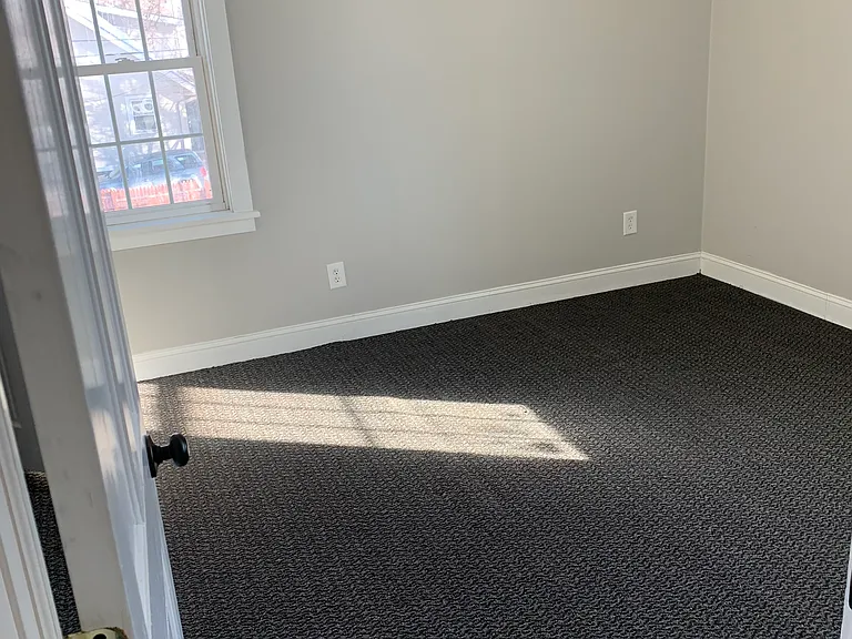 2816 Manderson St — Photo 17