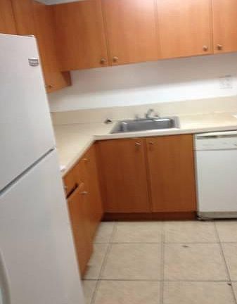 3rd image of 405 Executive Center Dr APT 203