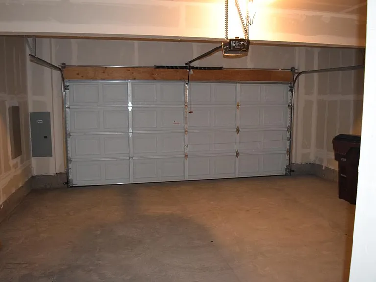 Attached Garage